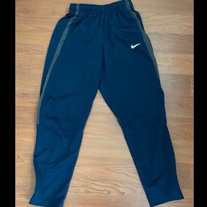 Nike kids fleece sportswear pants